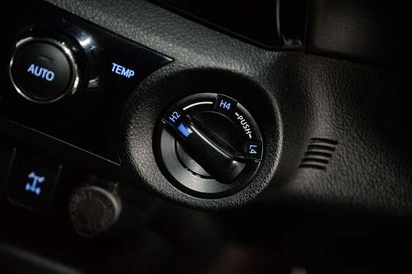 2018 Toyota Hilux Rugged X GUN126R 4X4