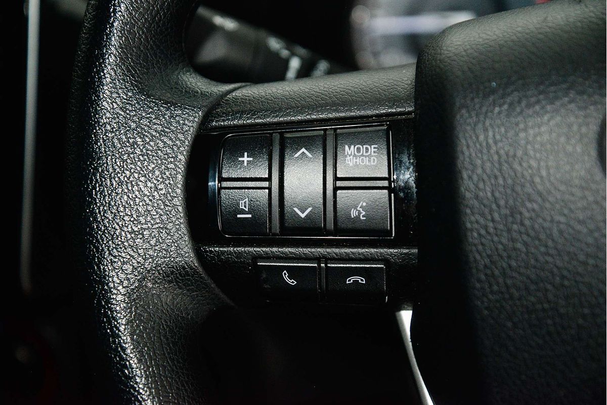 2020 Toyota Hilux SR GUN126R 4X4