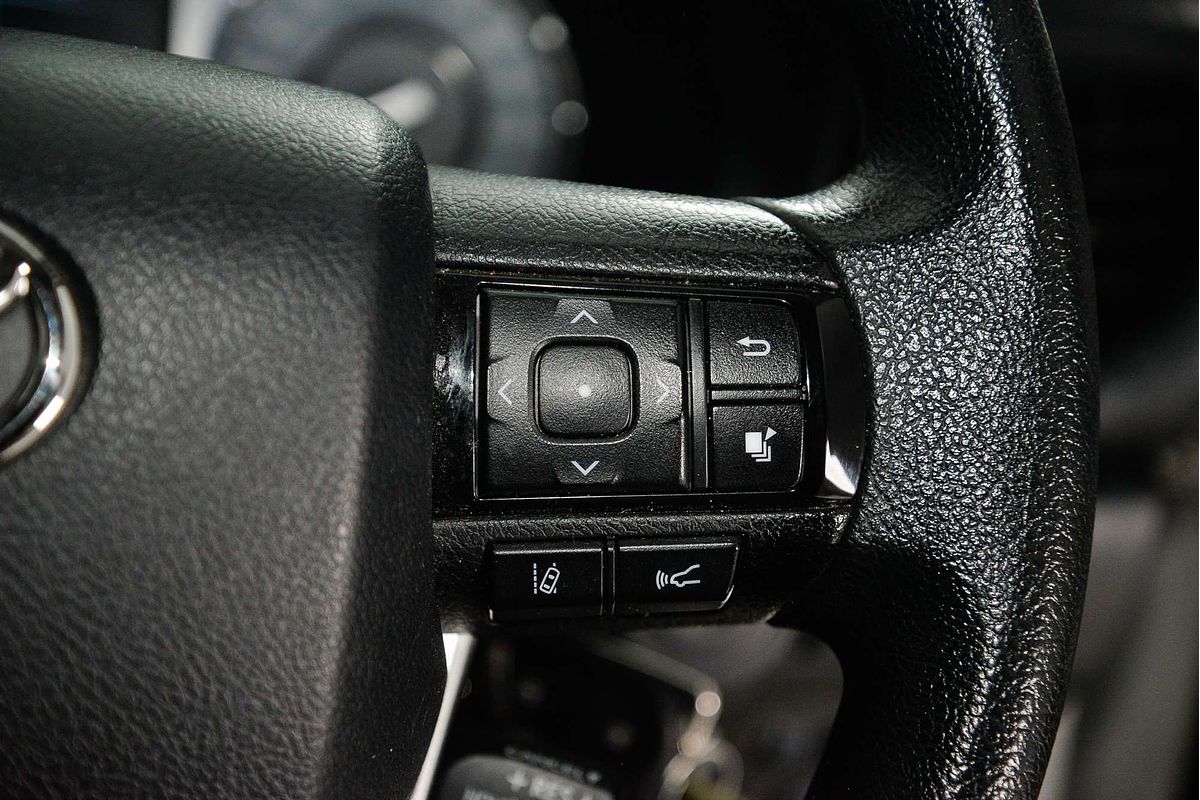 2020 Toyota Hilux SR GUN126R 4X4