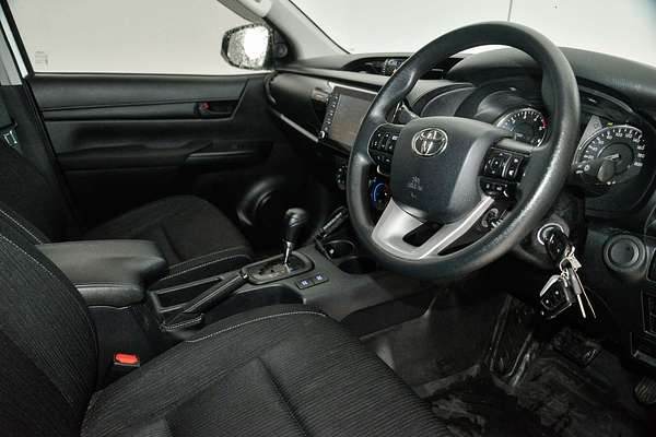 2020 Toyota Hilux SR GUN126R 4X4