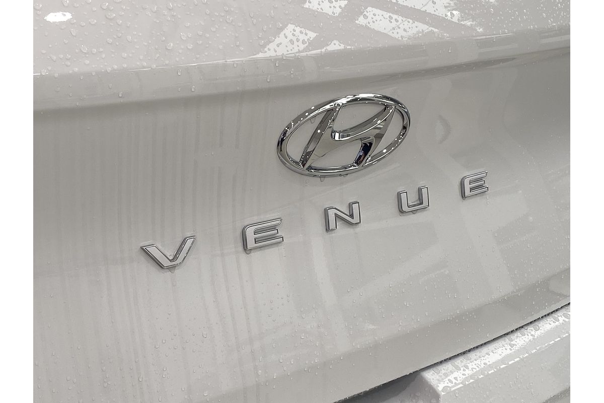 2025 Hyundai Venue Elite (Black) Sunroof QX.V5 MY25