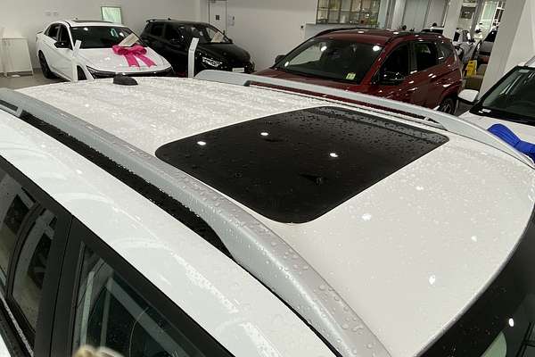 2025 Hyundai Venue Elite (Black) Sunroof QX.V5 MY25