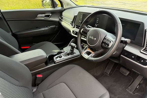 2024 Kia Sportage S NQ5
