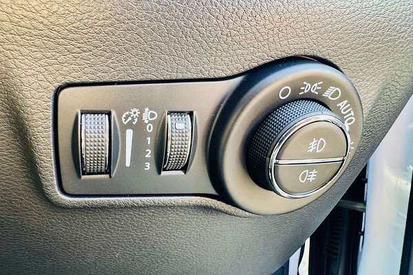 2023 Jeep Compass Night Eagle M6