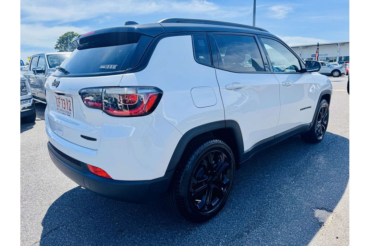 2023 Jeep Compass Night Eagle M6