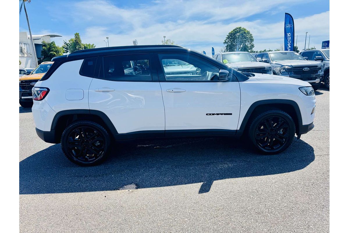 2023 Jeep Compass Night Eagle M6