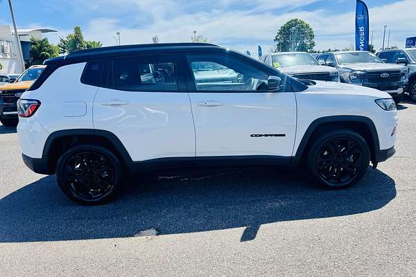 2023 Jeep Compass Night Eagle M6