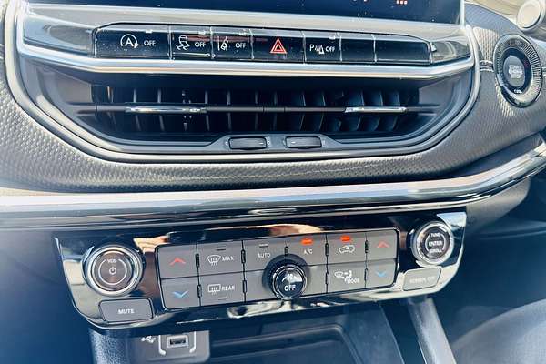 2023 Jeep Compass Night Eagle M6