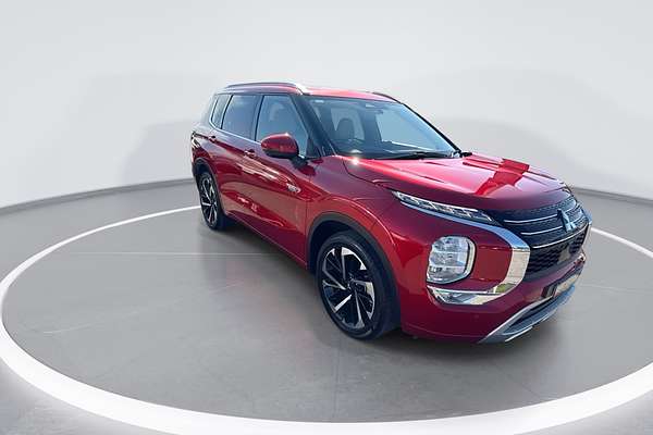 2022 Mitsubishi Outlander PHEV Exceed ZM