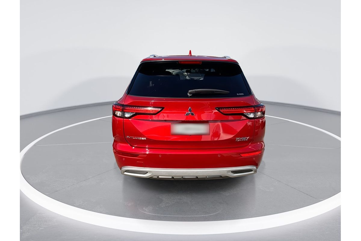 2022 Mitsubishi Outlander PHEV Exceed ZM