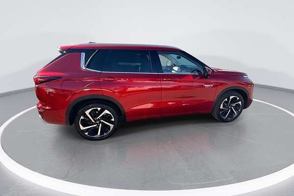 2022 Mitsubishi Outlander PHEV Exceed ZM