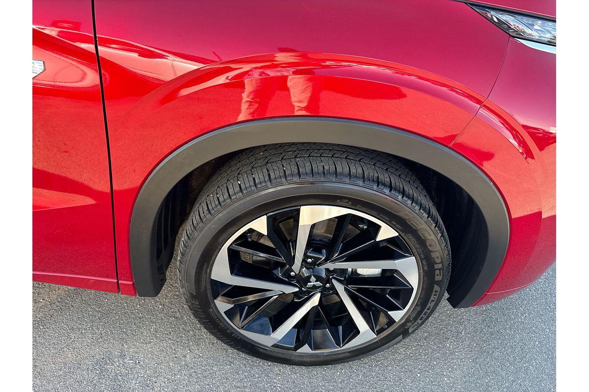 2022 Mitsubishi Outlander PHEV Exceed ZM