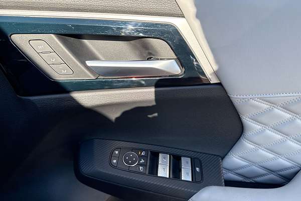 2022 Mitsubishi Outlander PHEV Exceed ZM