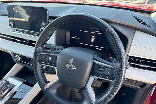 2022 Mitsubishi Outlander PHEV Exceed ZM