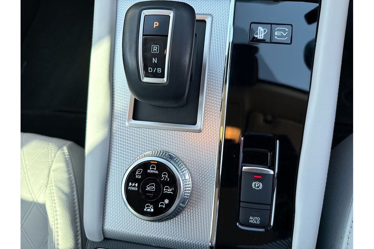 2022 Mitsubishi Outlander PHEV Exceed ZM