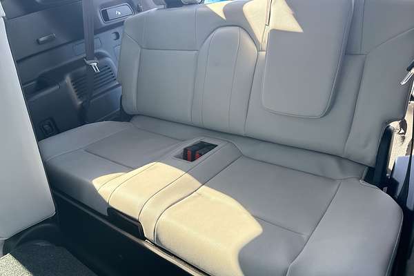 2022 Mitsubishi Outlander PHEV Exceed ZM