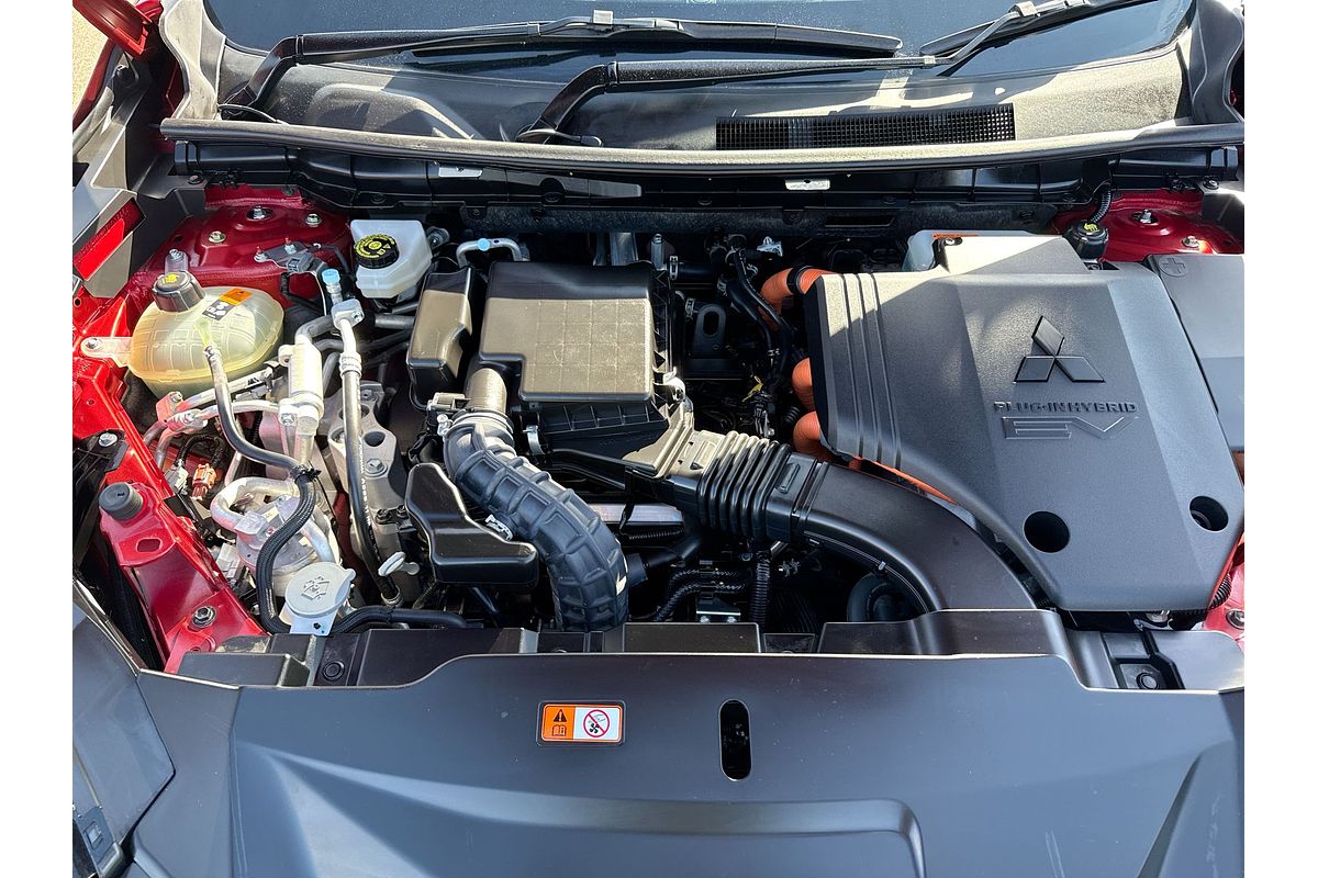 2022 Mitsubishi Outlander PHEV Exceed ZM
