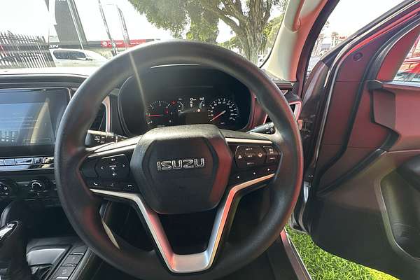 2022 Isuzu MU-X LS-M