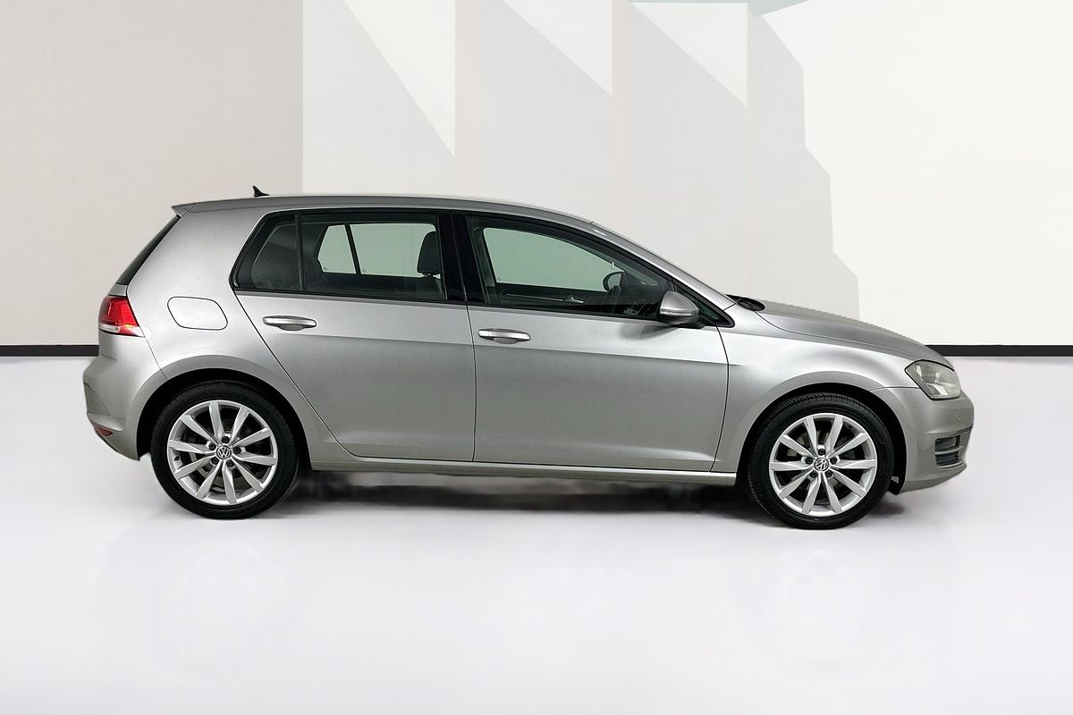 2014 Volkswagen Golf 103TSI Highline 7