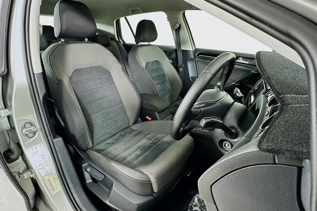 2014 Volkswagen Golf 103TSI Highline 7