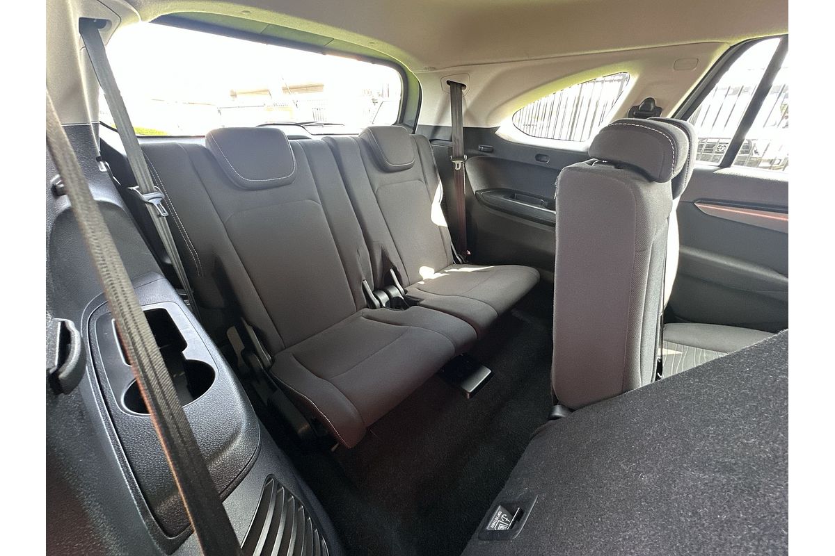 2022 Isuzu MU-X LS-M