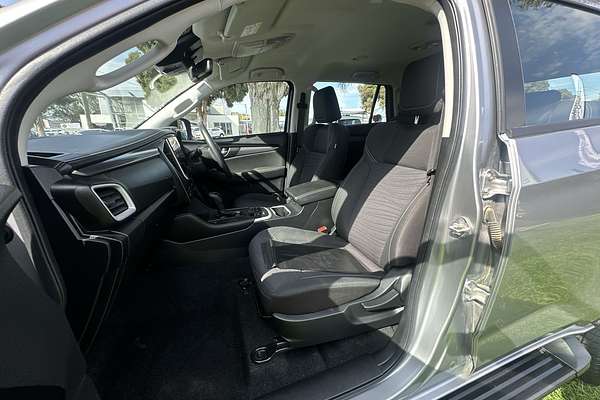 2022 Isuzu MU-X LS-M