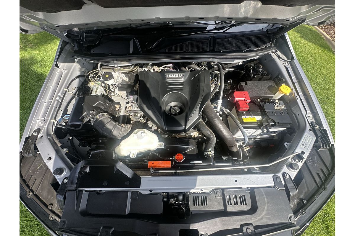 2022 Isuzu MU-X LS-M