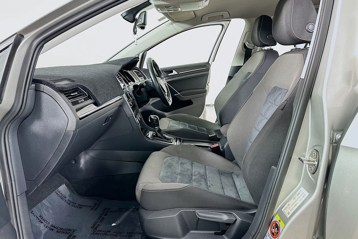 2014 Volkswagen Golf 103TSI Highline 7