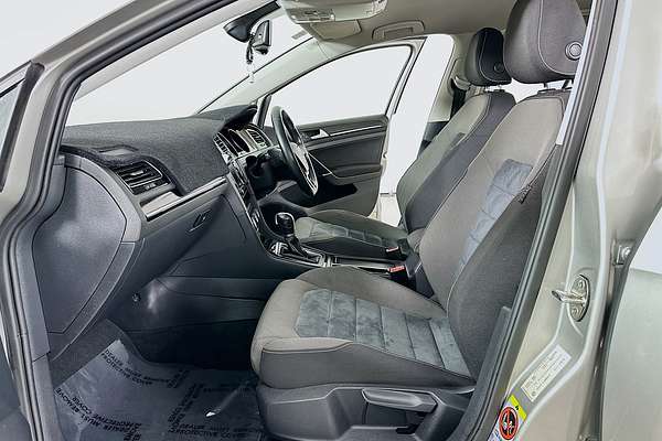 2014 Volkswagen Golf 103TSI Highline 7
