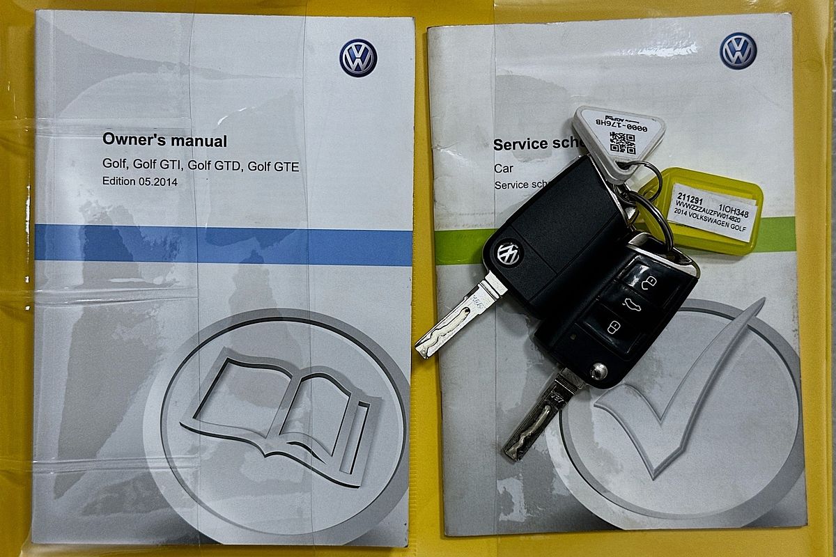2014 Volkswagen Golf 103TSI Highline 7