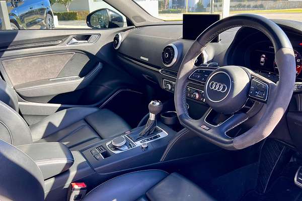 2017 Audi RS3 8V