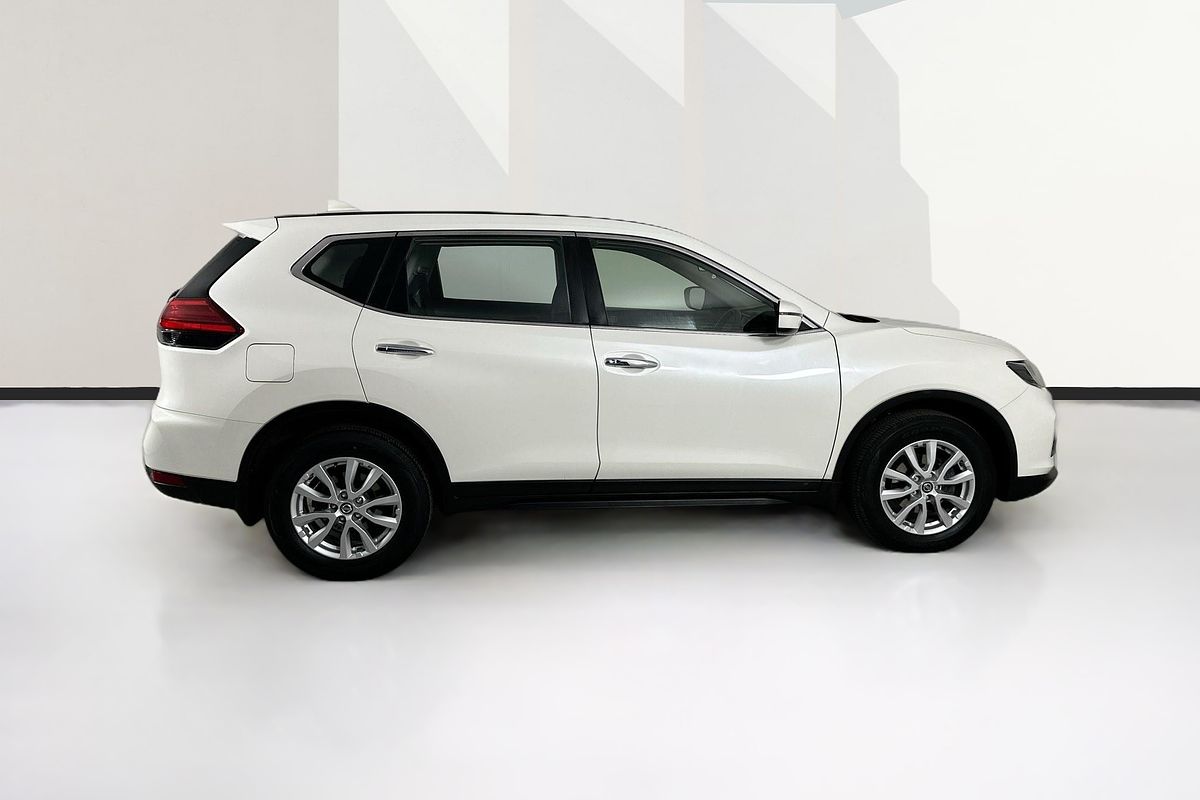 2017 Nissan X-TRAIL ST T32 Series II