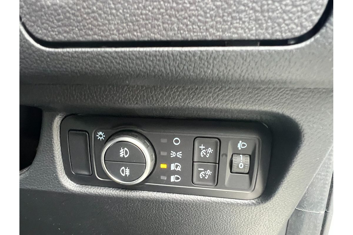 2024 Ford Everest Ambiente L