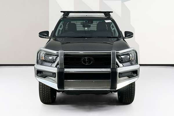 2022 Toyota HILUX SR GUN126R