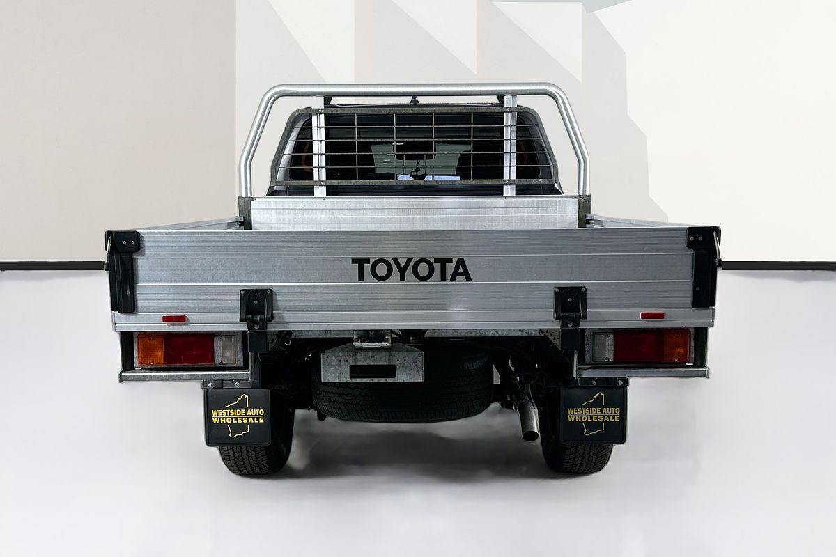 2022 Toyota HILUX SR GUN126R