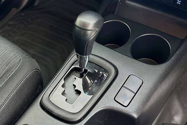 2022 Toyota HILUX SR GUN126R