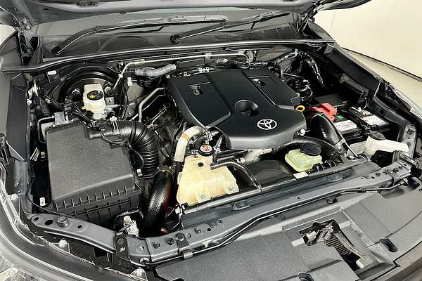 2022 Toyota HILUX SR GUN126R