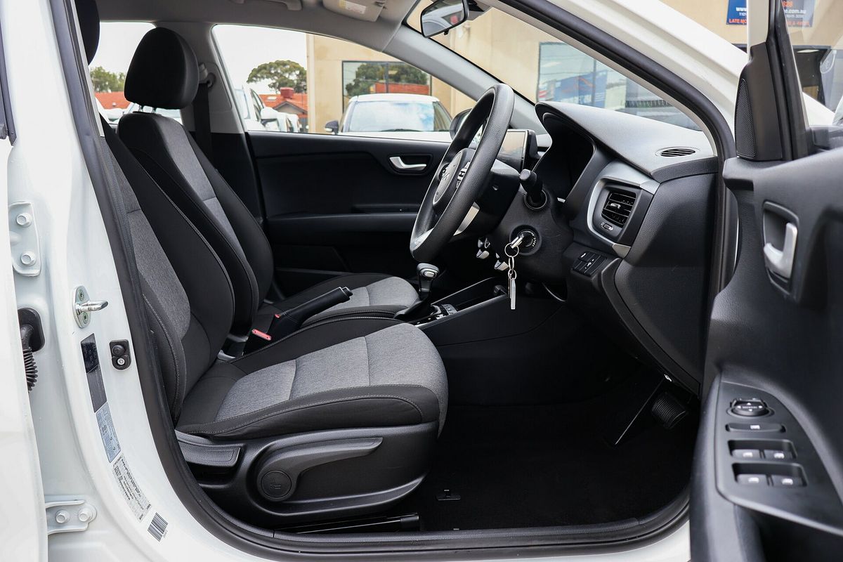 2022 Kia Stonic S YB