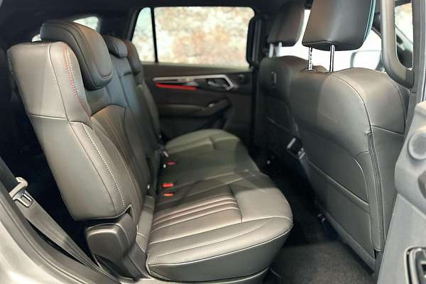 2025 Isuzu MU-X X-TERRAIN