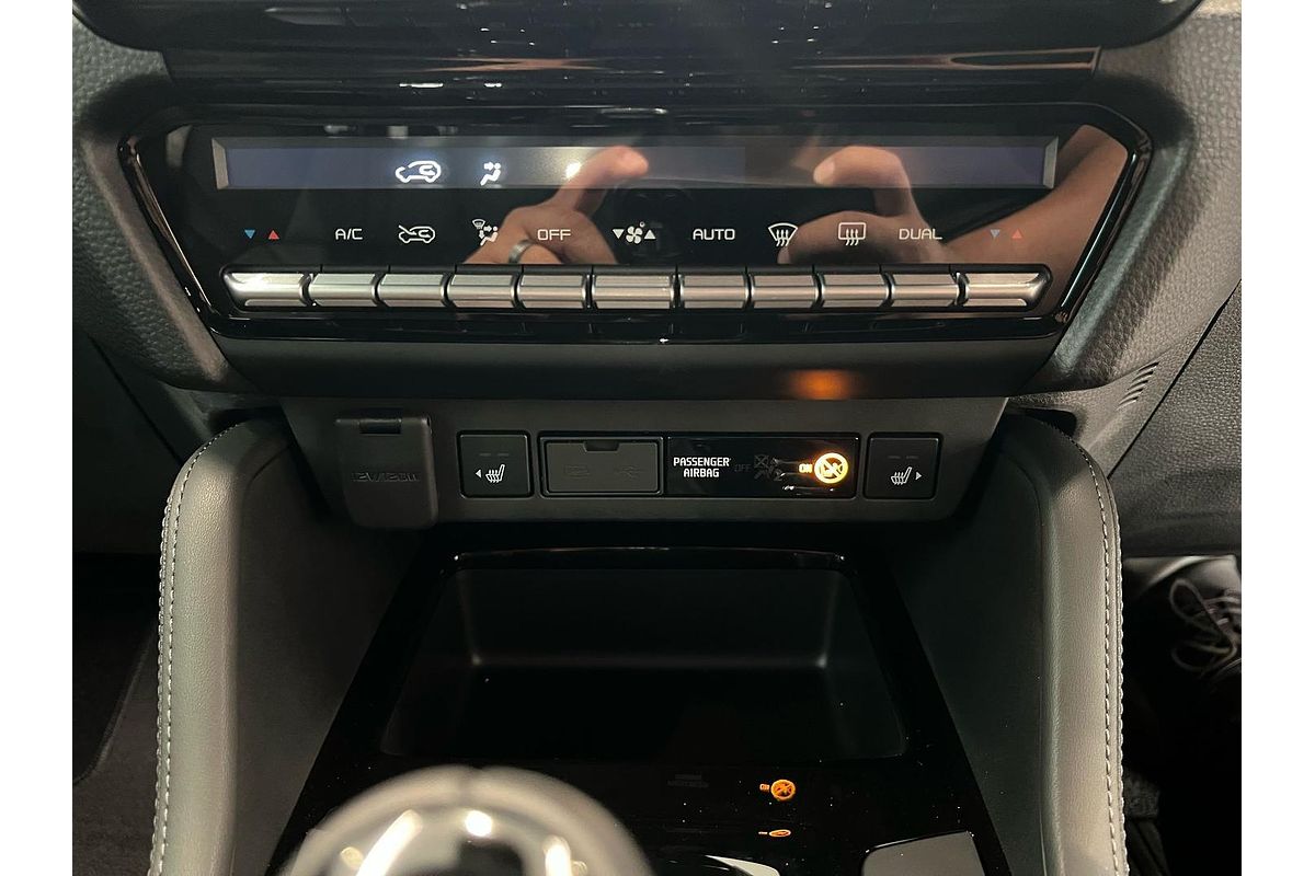2025 Isuzu MU-X X-TERRAIN