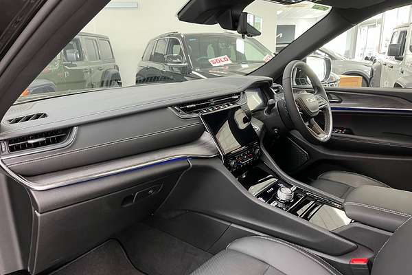 2023 Jeep Grand Cherokee Overland WL