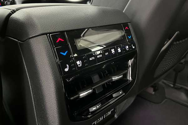 2023 Jeep Grand Cherokee Overland WL