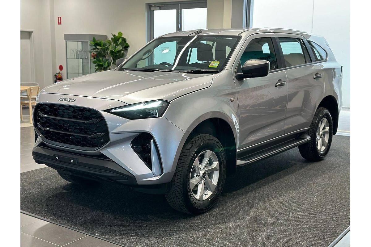 2025 Isuzu MU-X LS-M