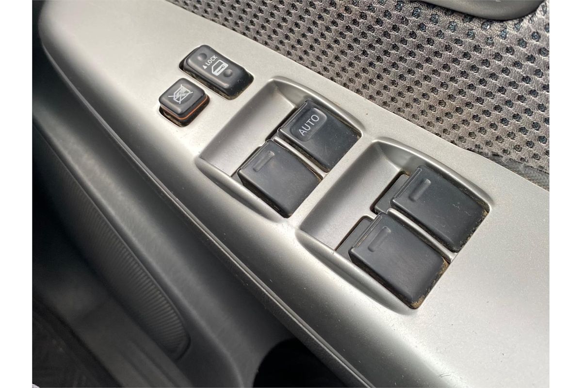 2012 Toyota Hilux SR5 KUN26R MY12