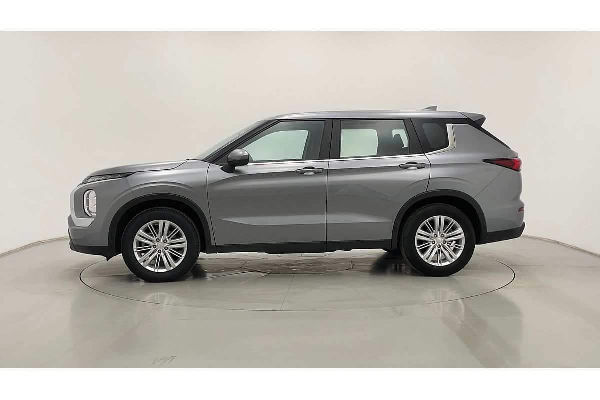 2022 Mitsubishi Outlander ES ZM