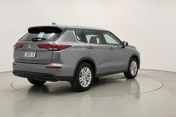 2022 Mitsubishi Outlander ES ZM