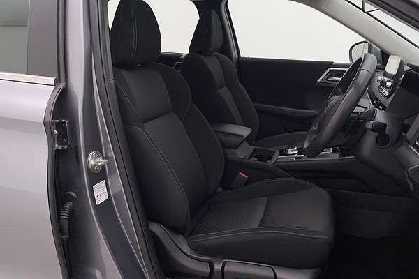 2022 Mitsubishi Outlander ES ZM