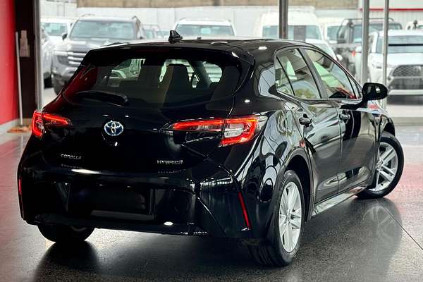 2020 Toyota Corolla Ascent Sport Hybrid ZWE211R