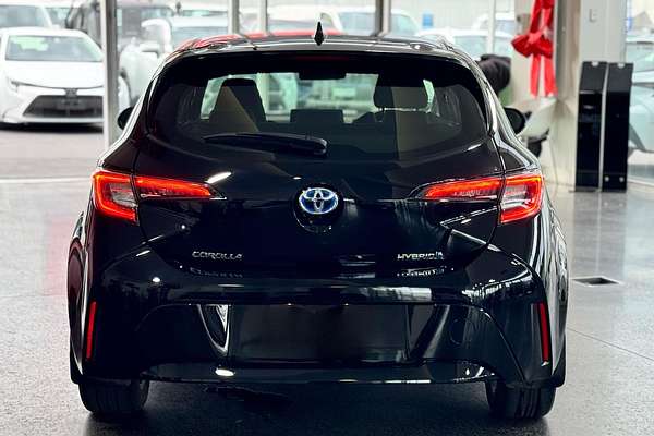 2020 Toyota Corolla Ascent Sport Hybrid ZWE211R