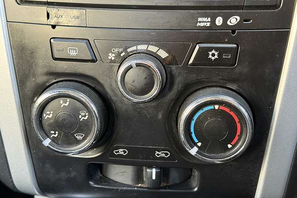 2012 Isuzu D-MAX LS High Ride Rear Wheel Drive